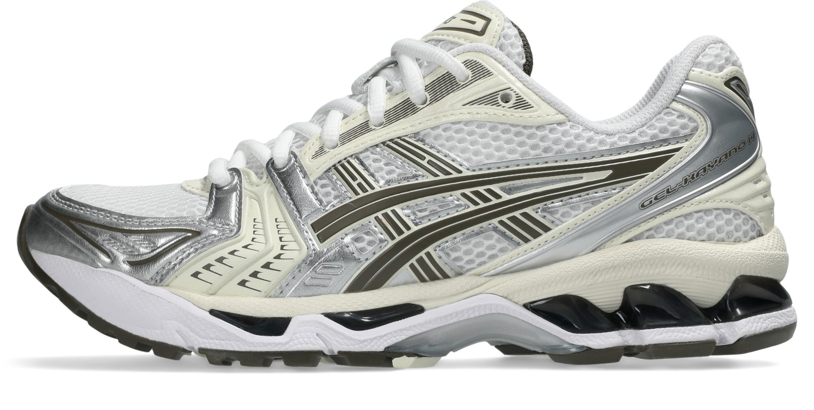 外側面：白メッシュ・銀色パーツとアイボリーの縁。写真：ASICS公式1203A537-111商品ページ
