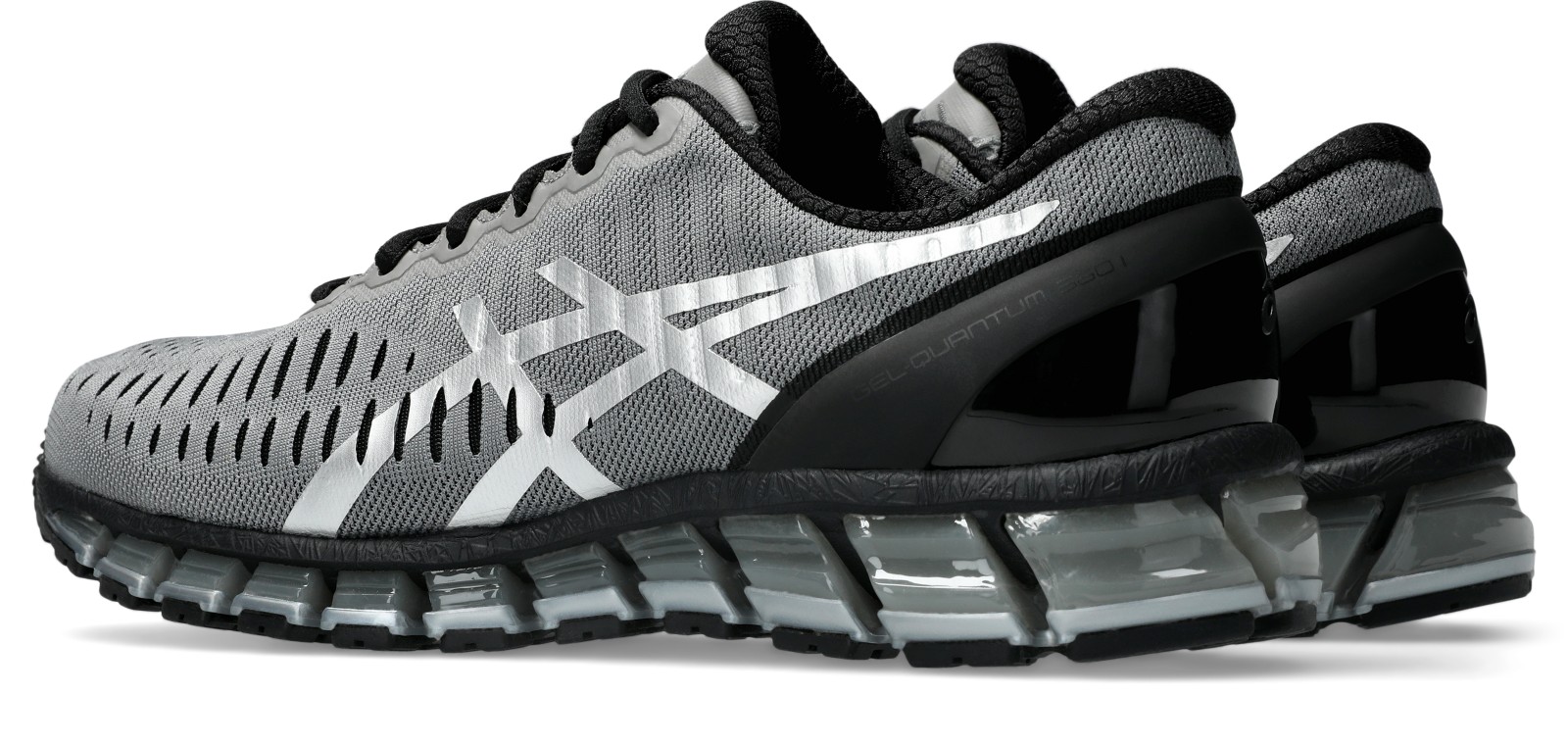 斜め後ろ:外付けヒールカウンターと側面のユニット。写真:ASICS公式1203A730-024商品ページ