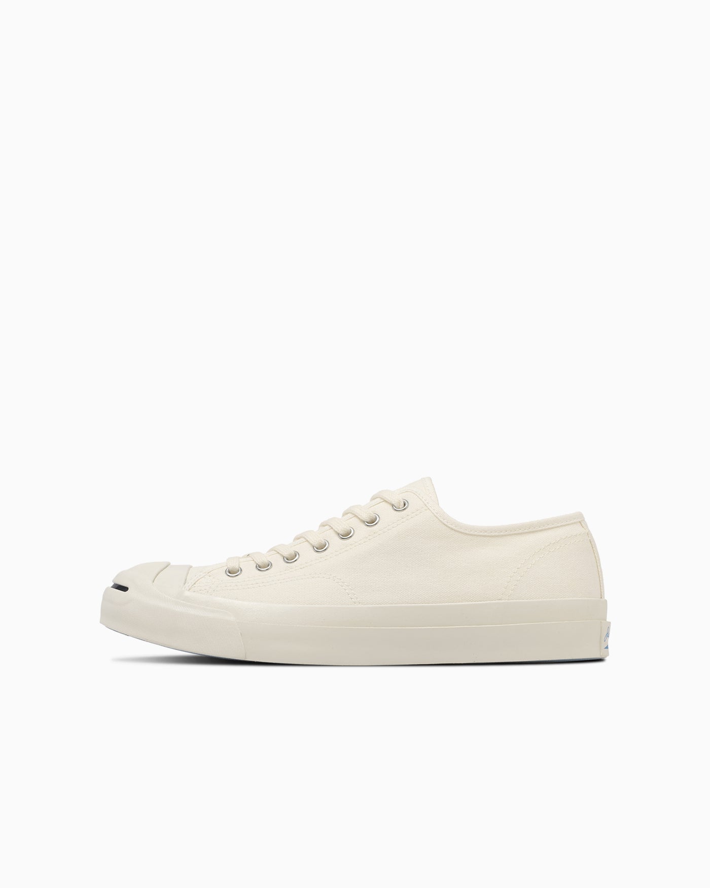 外側:白いキャンバスと低いシルエット。写真:CONVERSE公式33301510商品ページ
