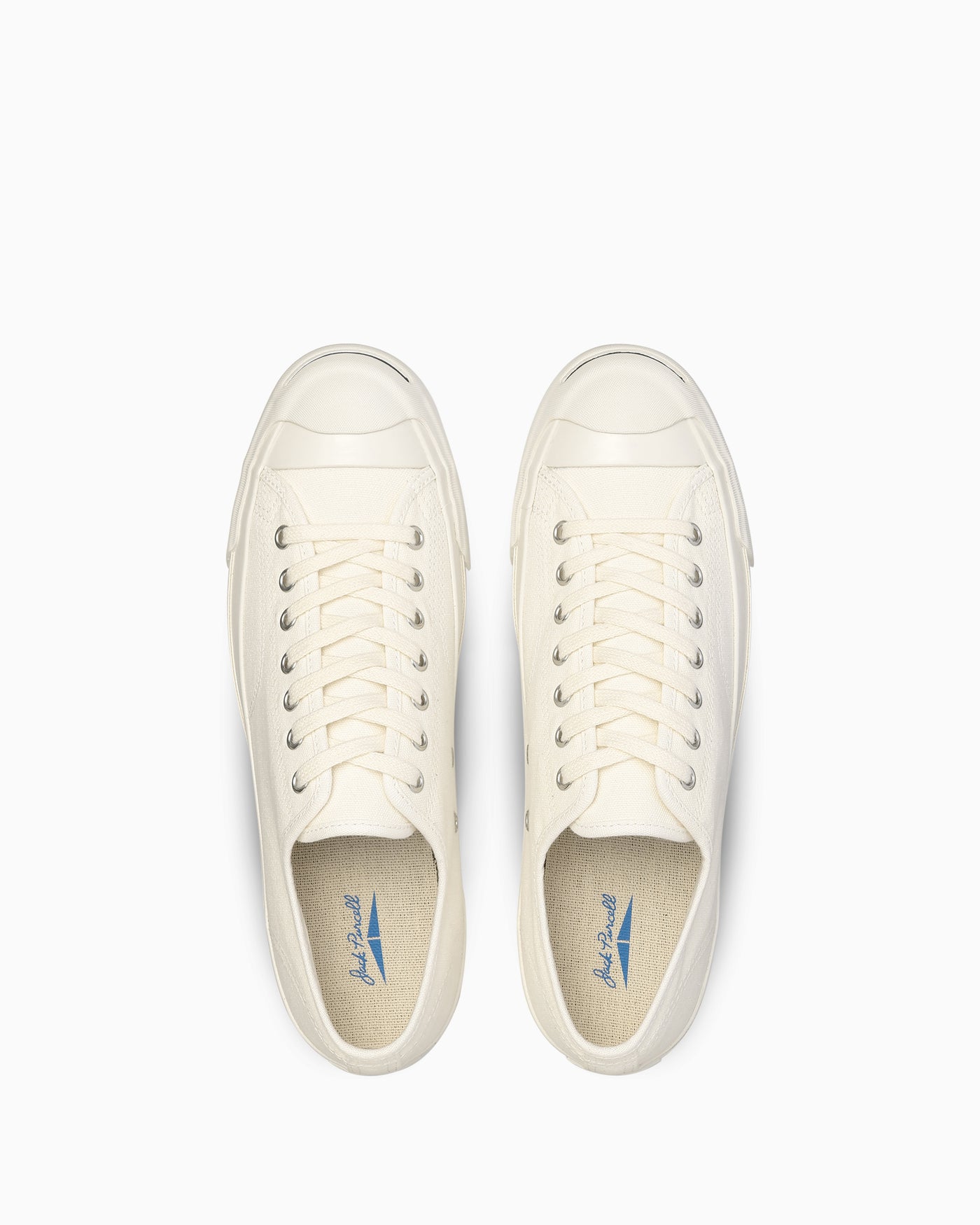上面:コットンのひもと履き口。写真:CONVERSE公式33301510商品ページ