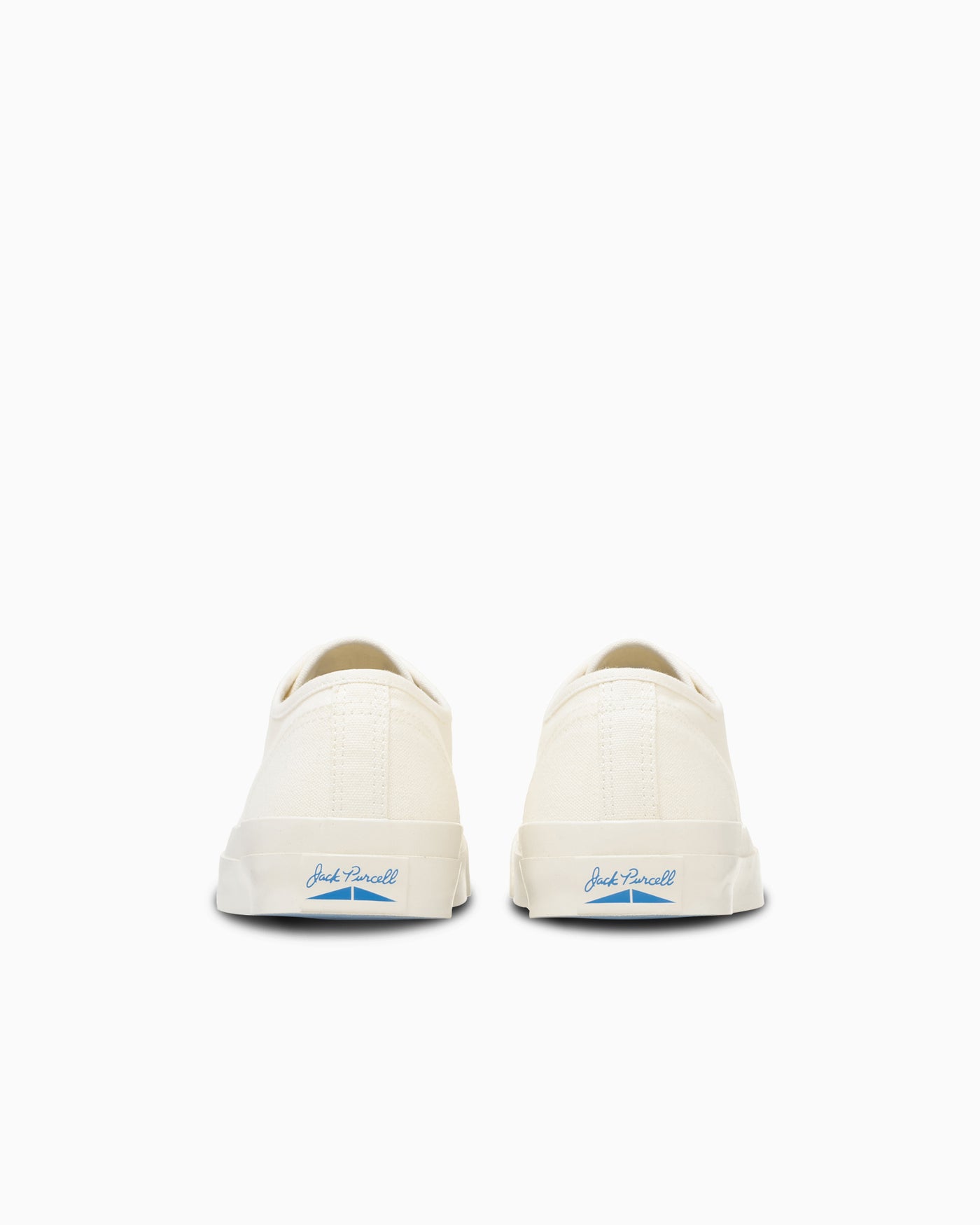 後面:青ヒゲとJack Purcellロゴ。写真:CONVERSE公式33301510商品ページ
