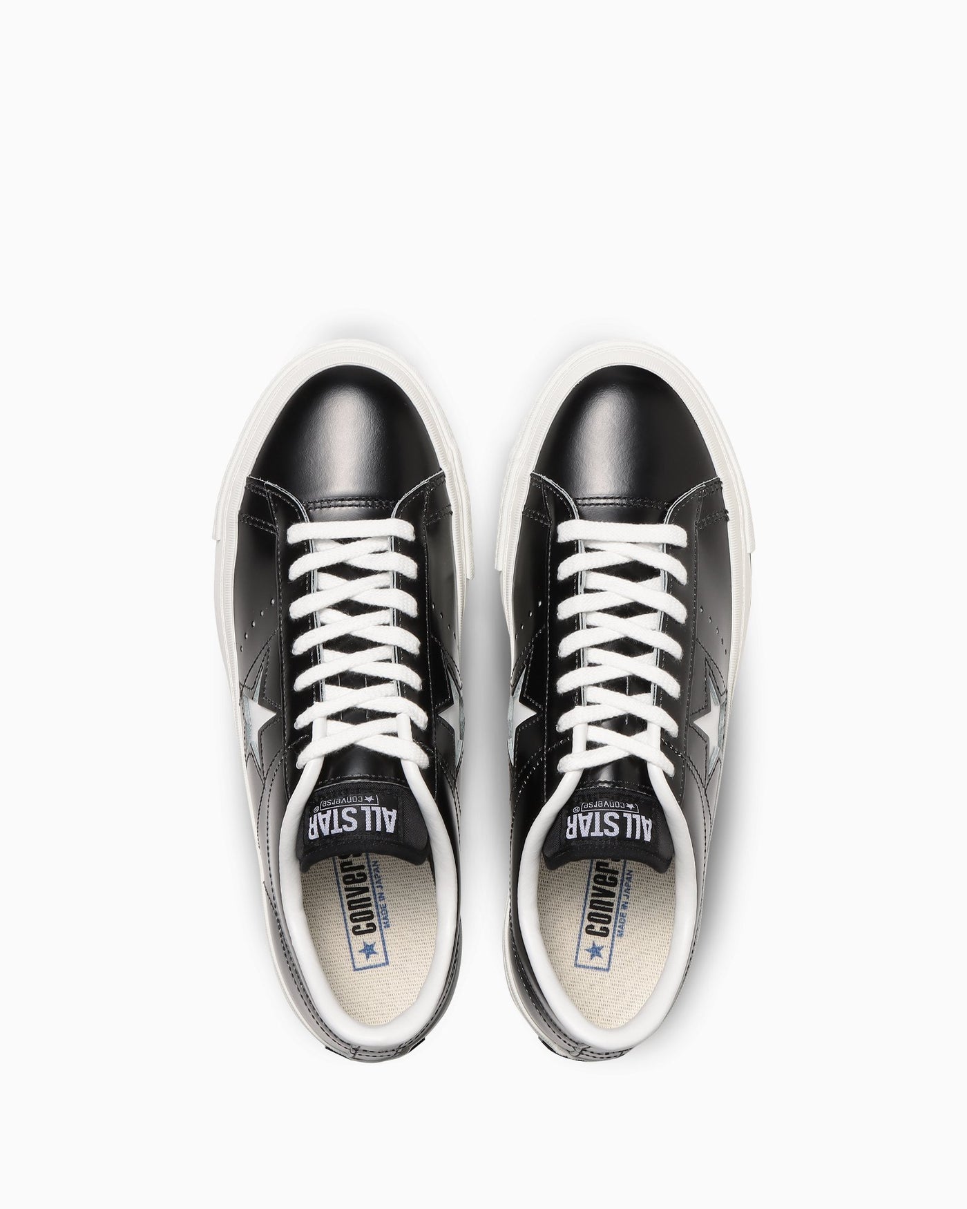 真上：コットンシューレースとつま先。写真：CONVERSE公式32346511商品ページ