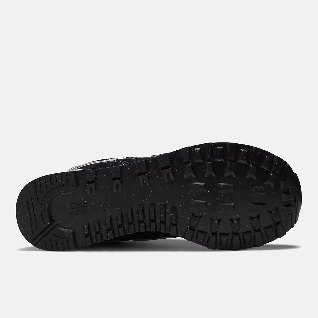 アウトソールの溝と突起。写真:New Balance公式