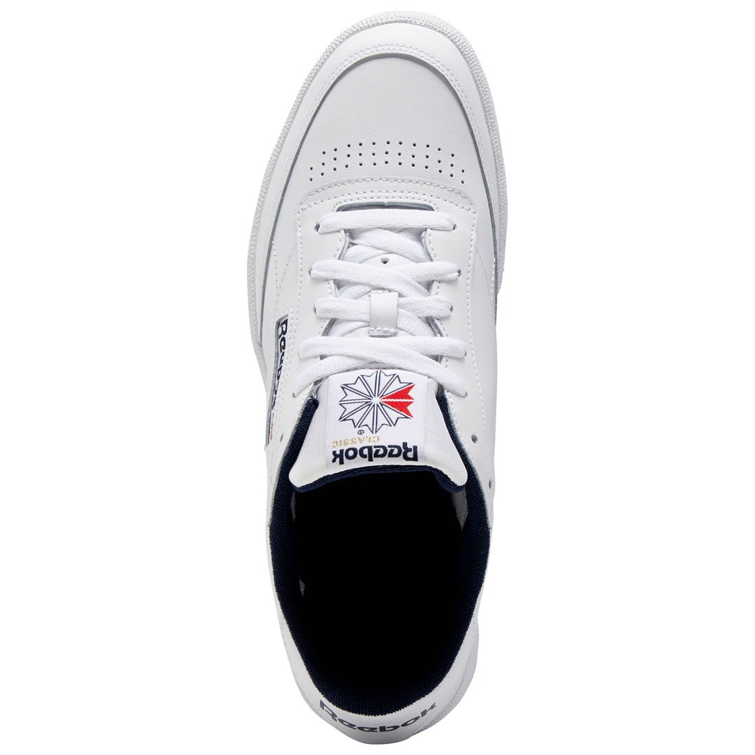 上からの全体：つま先の穴とひもの並び。写真：Reebok公式RE1759BU15178商品ページ